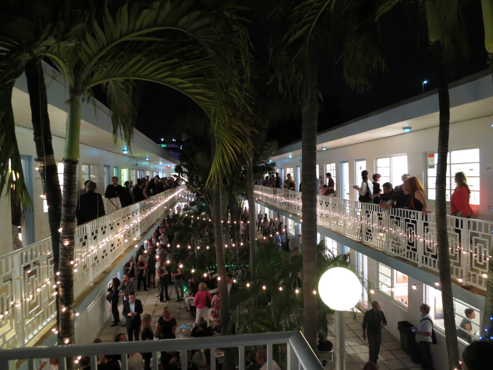 Aqua 14 Art Miami