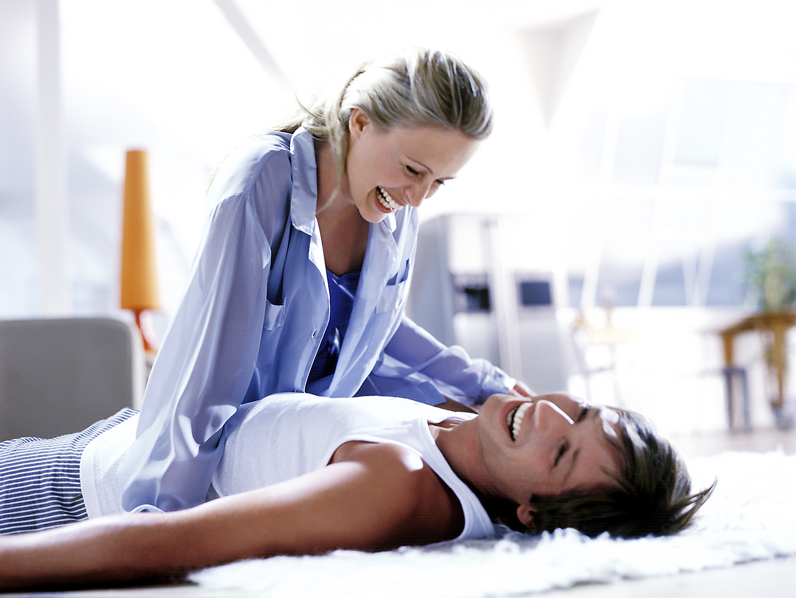 Client: LG Electronics Agency: Ogilvy & Mather